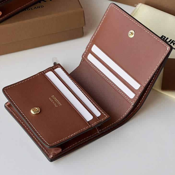 Picture of Burberry Wallets _SKUfw162188315fw